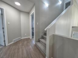 12 Derlago Drive, Brandon, MB R7B4J5 Photo 14