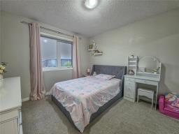 12 Derlago Drive, Brandon, MB R7B4J5 Photo 17