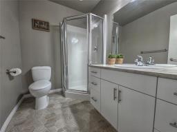 12 Derlago Drive, Brandon, MB R7B4J5 Photo 21