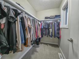 12 Derlago Drive, Brandon, MB R7B4J5 Photo 22