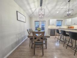 12 Derlago Drive, Brandon, MB R7B4J5 Photo 8