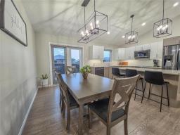 12 Derlago Drive, Brandon, MB R7B4J5 Photo 9