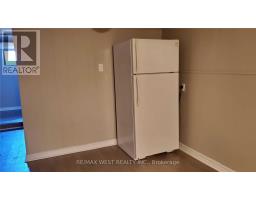 Bsmt - 508 Concord Avenue, Toronto, ON M6H2P8 Photo 7