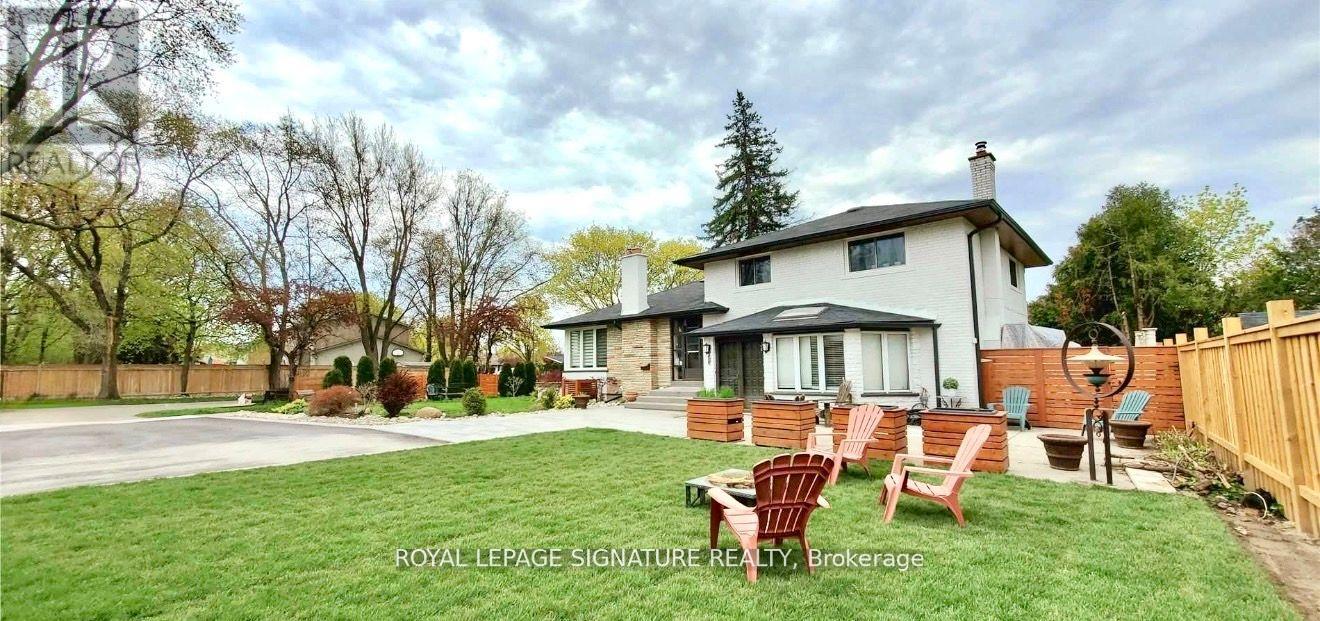 2263 HARCOURT CRESCENT - 3