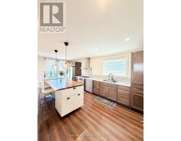2263 Harcourt Crescent, Mississauga, ON L4Y1W3 Photo 9