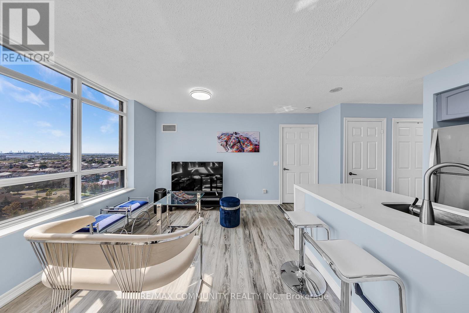 #1206A 710 HUMBERWOOD BOULEVARD - 23