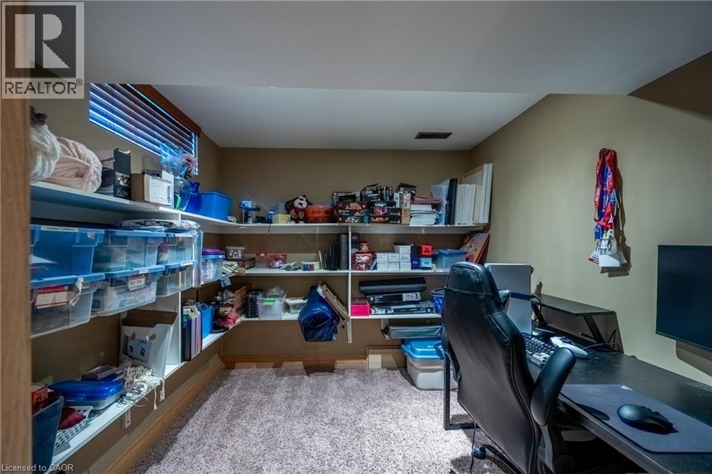 72 PINE Street - Image 31