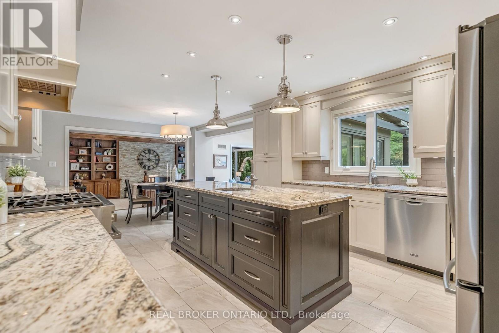 9 FLANDERS DRIVE - 17