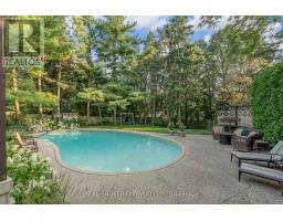 9 Flanders Drive, Hamilton, ON L8B0G6 Photo 46