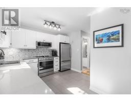 20 Bald Eagle Place, Halifax, NS B3N3H5 Photo 18