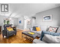 Family room - 20 Bald Eagle Place, Halifax, NS B3N3H5 Photo 9