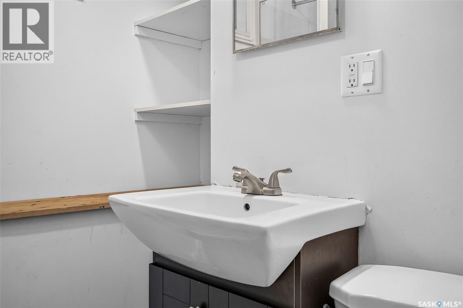 1023 Coteau STREET W - Image 48