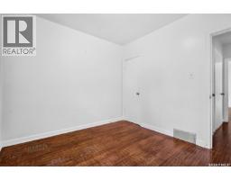 1023 Coteau Street W, Moose Jaw, SK S6H5G3 Photo 38