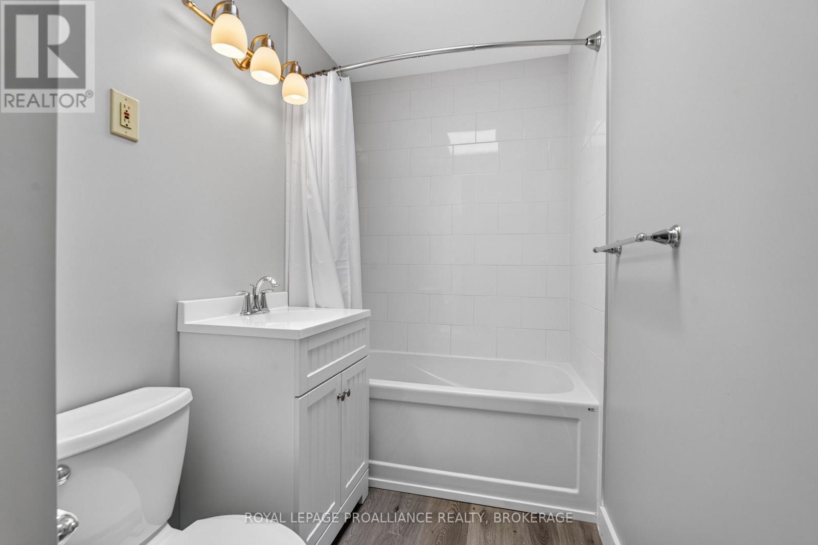 364 GLENGARRY ROAD - 22