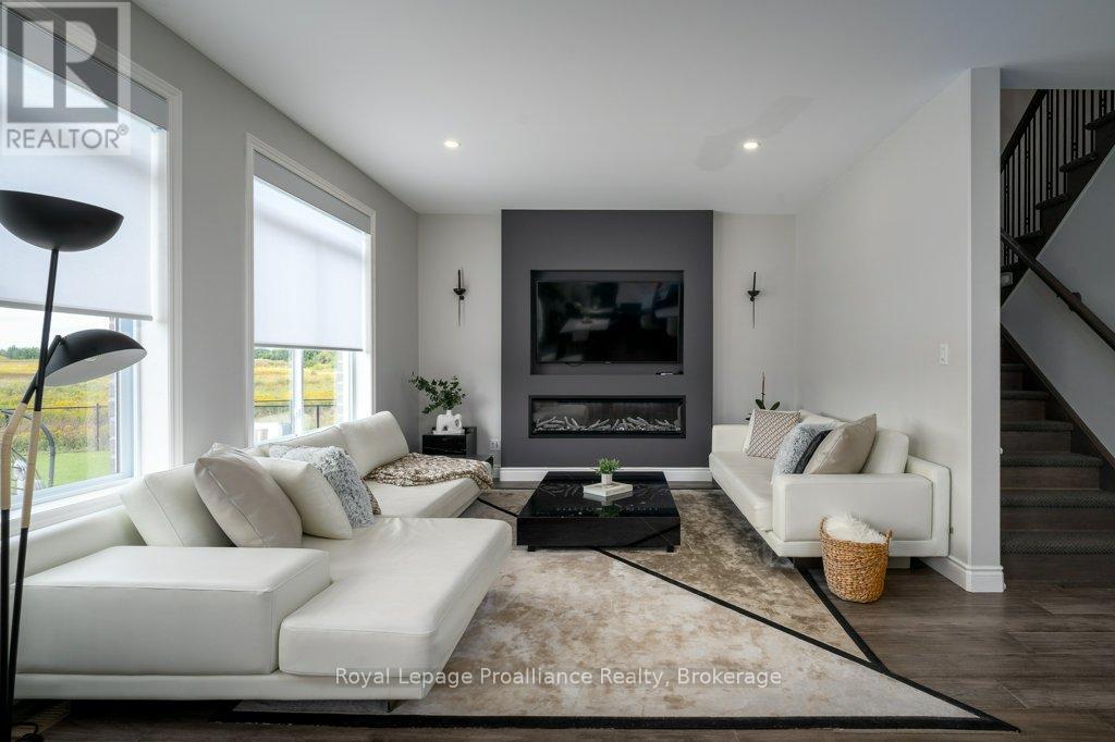 35 VIRGINIA CRESCENT - 20