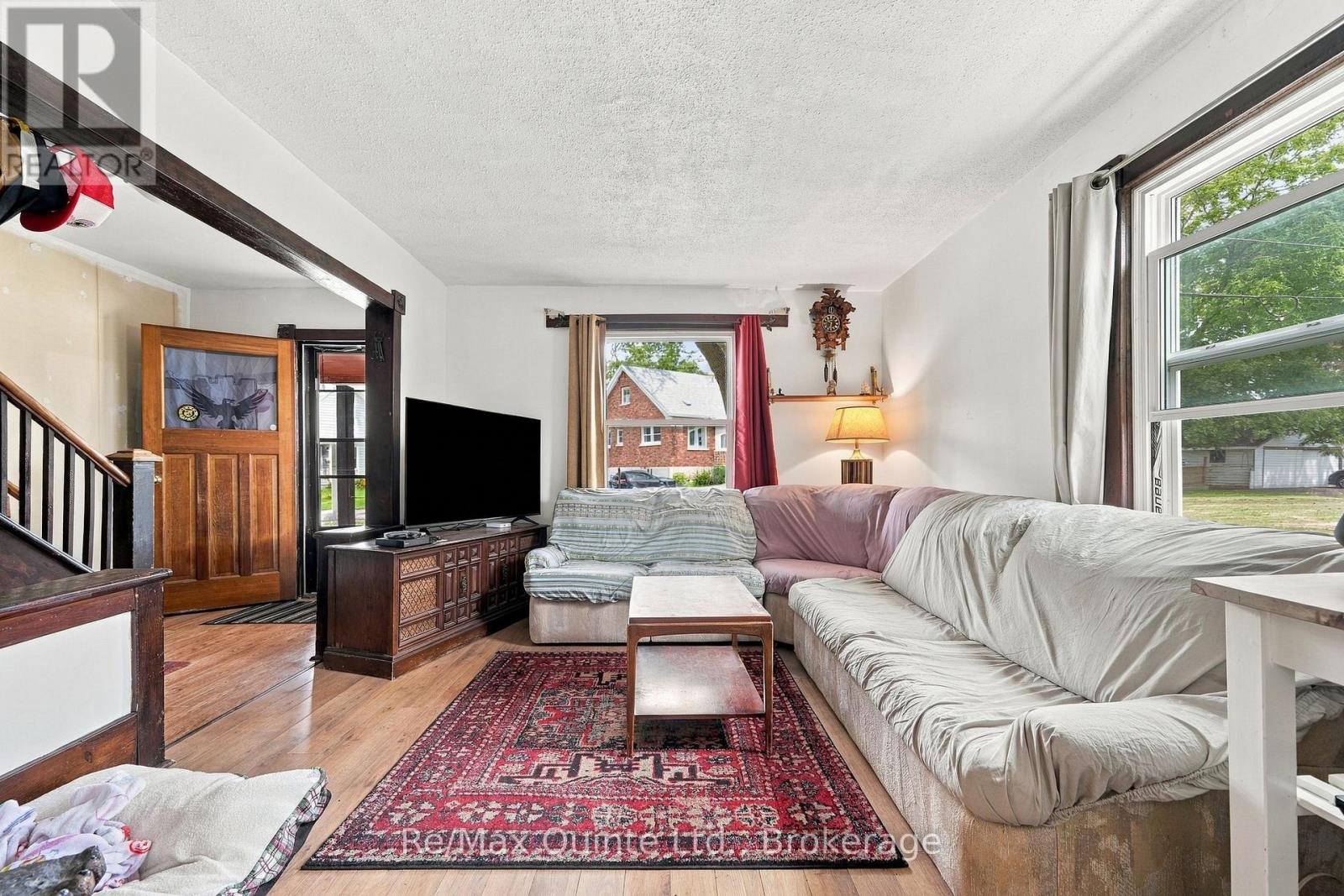 26 STRACHAN STREET - Image 6
