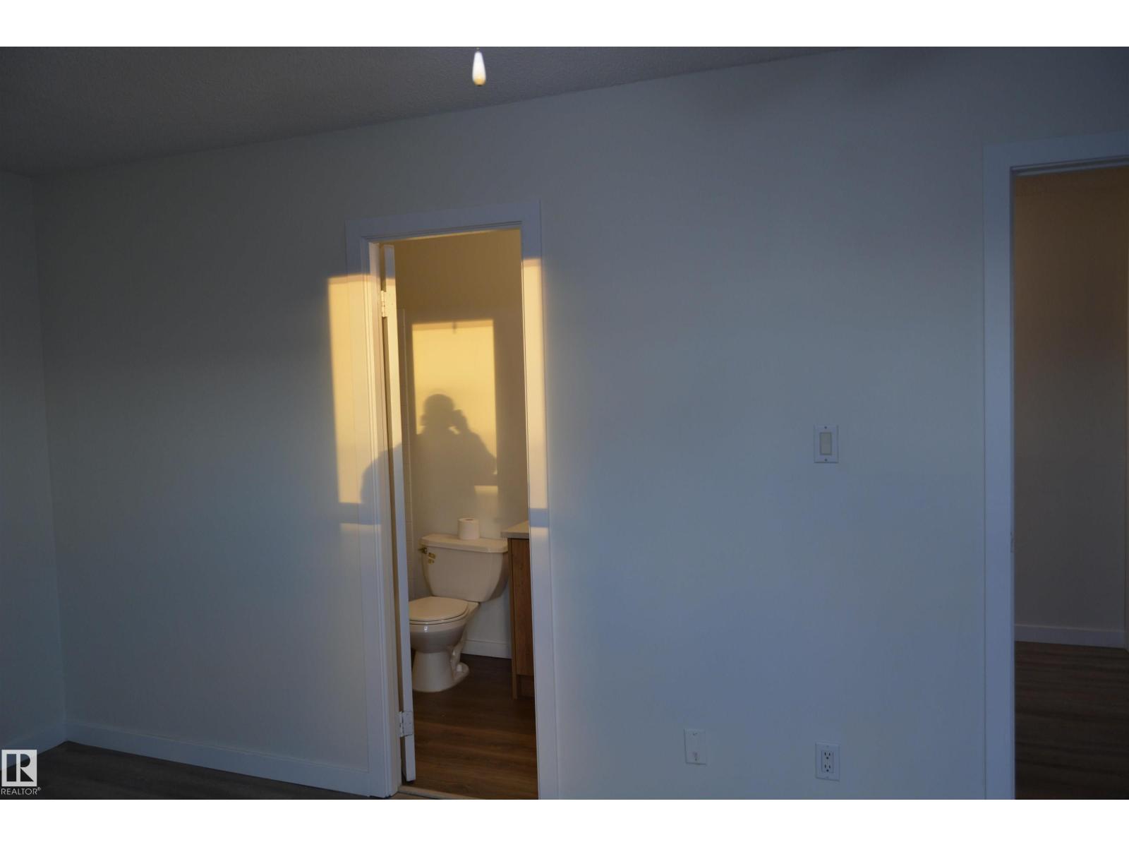 #49 1503 MILL WOODS RD E NW - 26