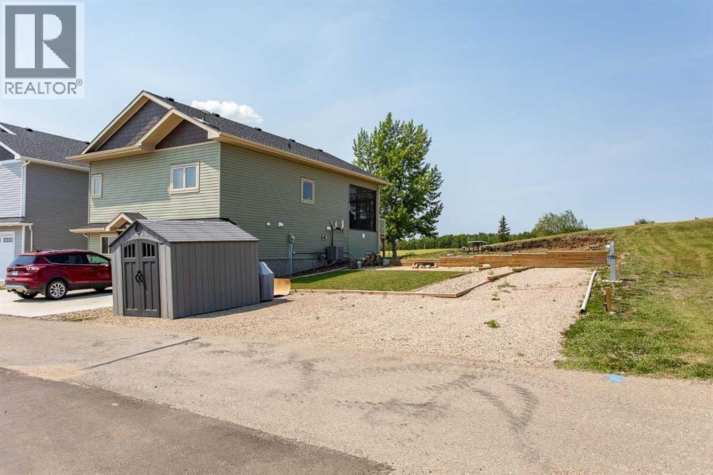 25054 South Pine Lake Road, Rural Red Deer County