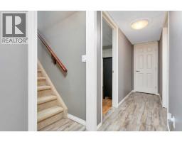 8 Hansen Close, Sylvan Lake, AB T4S2P1 Photo 16