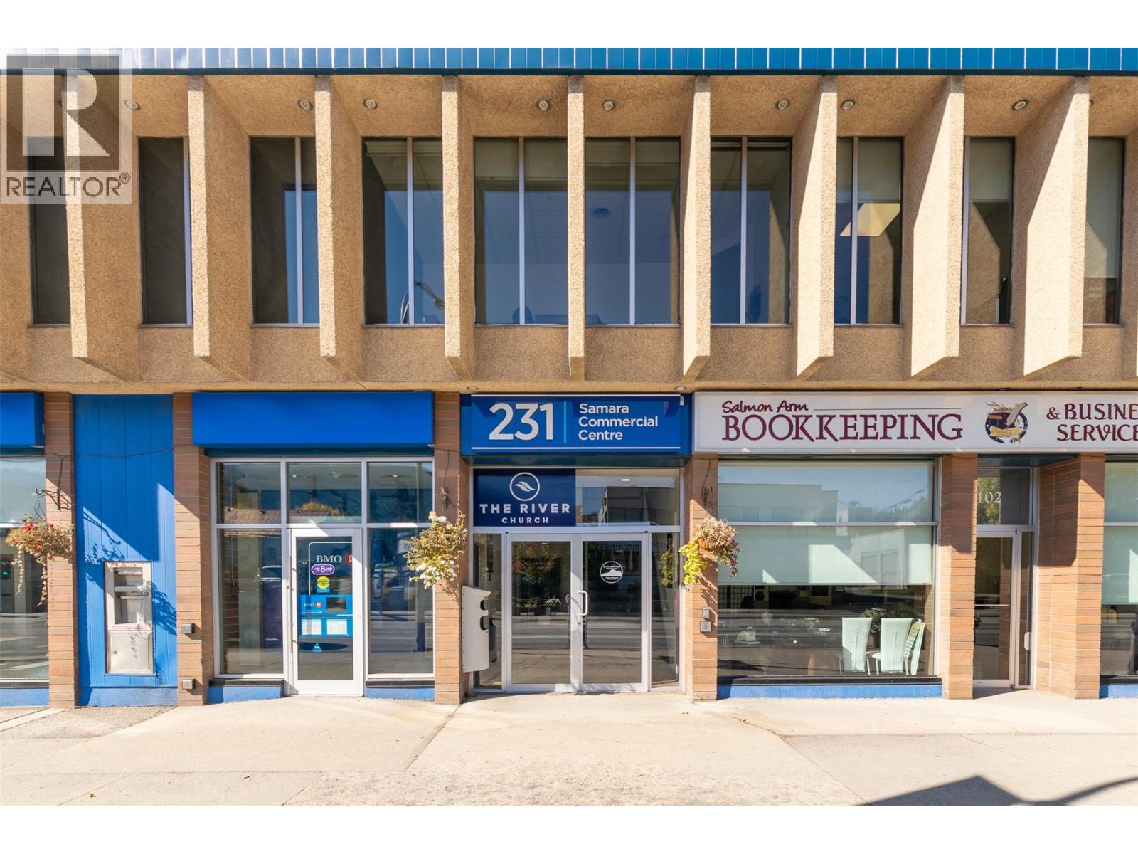 208 231 Trans Canada Highway, Salmon Arm