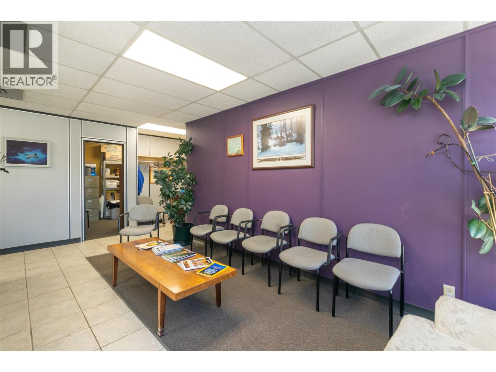 208 231 Trans Canada Highway, Salmon Arm