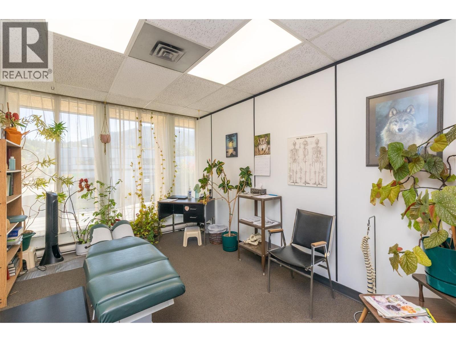 208 231 Trans Canada Highway, Salmon Arm