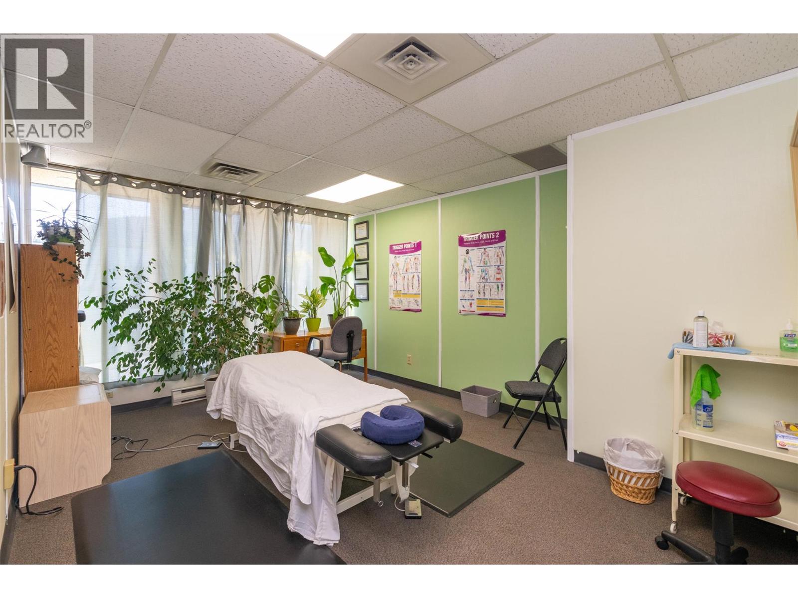 208 231 Trans Canada Highway, Salmon Arm