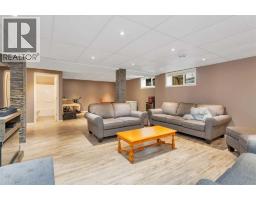 8 Hansen Close, Sylvan Lake, AB T4S2P1 Photo 18
