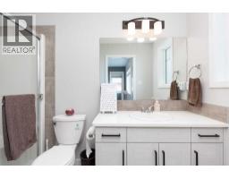 599 Moonlight Lane W - photo 17