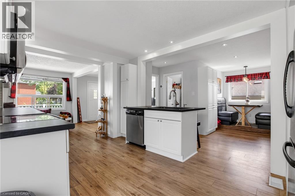 64 NORFOLK Avenue - Image 19
