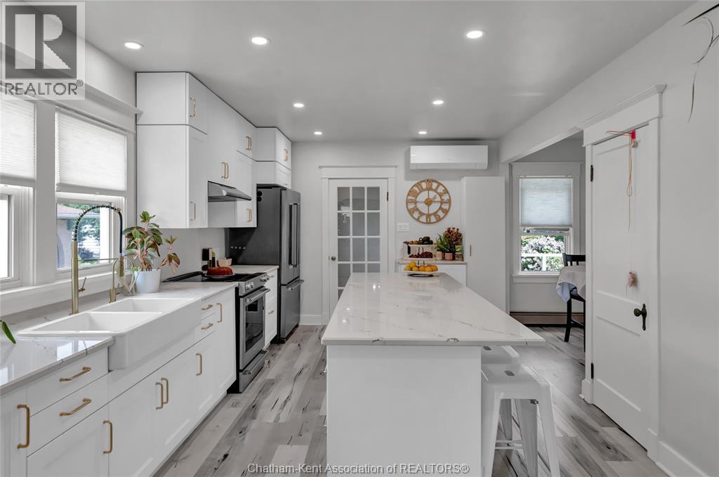 1134 Elizabeth STREET - 17