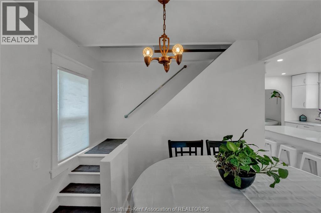 1134 Elizabeth STREET - 21