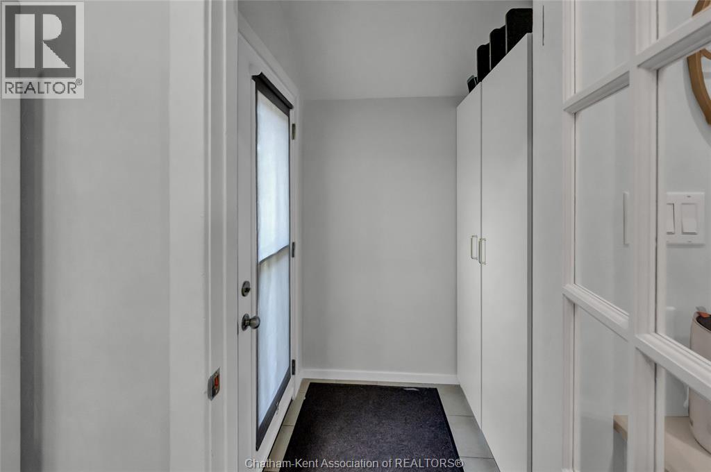 1134 Elizabeth STREET - 22