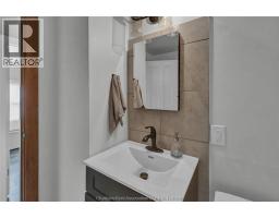 1134 Elizabeth Street, Wallaceburg, ON N8A3A8 Photo 35