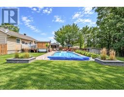 11952 Round Lake Road, Laurentian Valley, ON K8A6W8 Photo 46