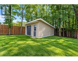 11952 Round Lake Road, Laurentian Valley, ON K8A6W8 Photo 48