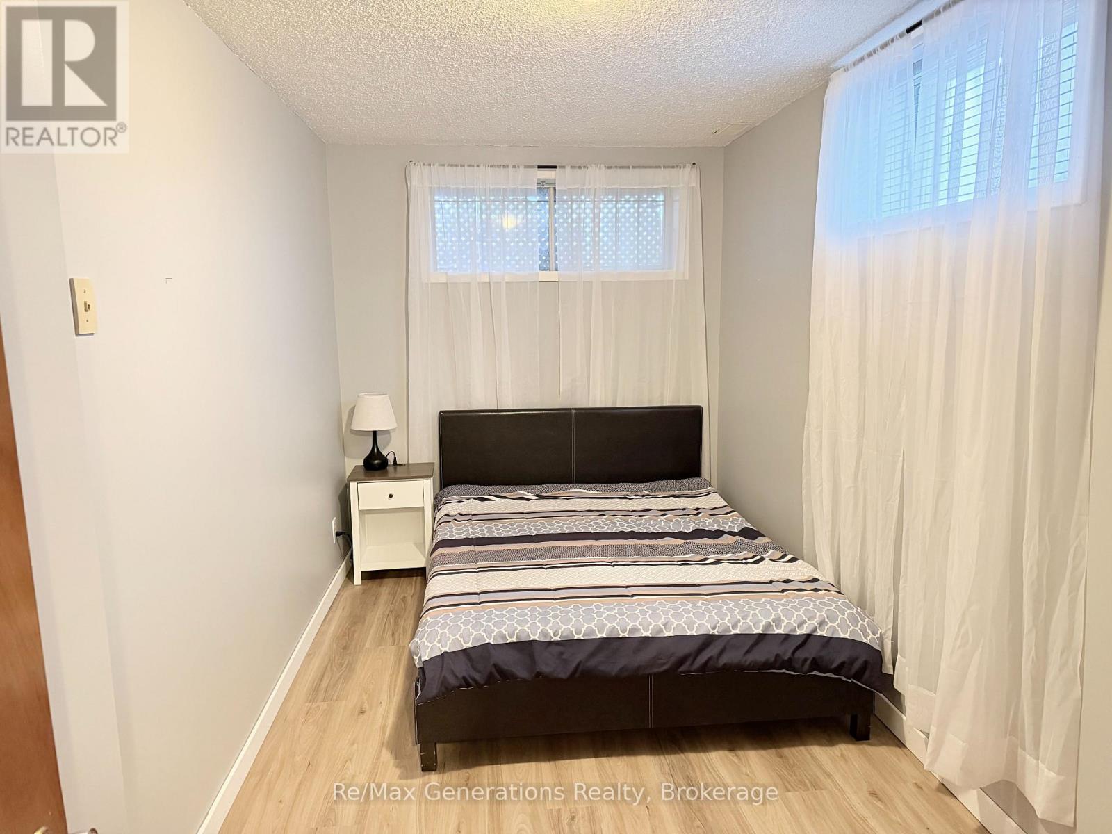 1413 FRANCIS STREET W - 20
