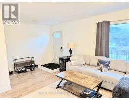 1413 Francis Street W, Thunder Bay, ON P7E4G5 Photo 8