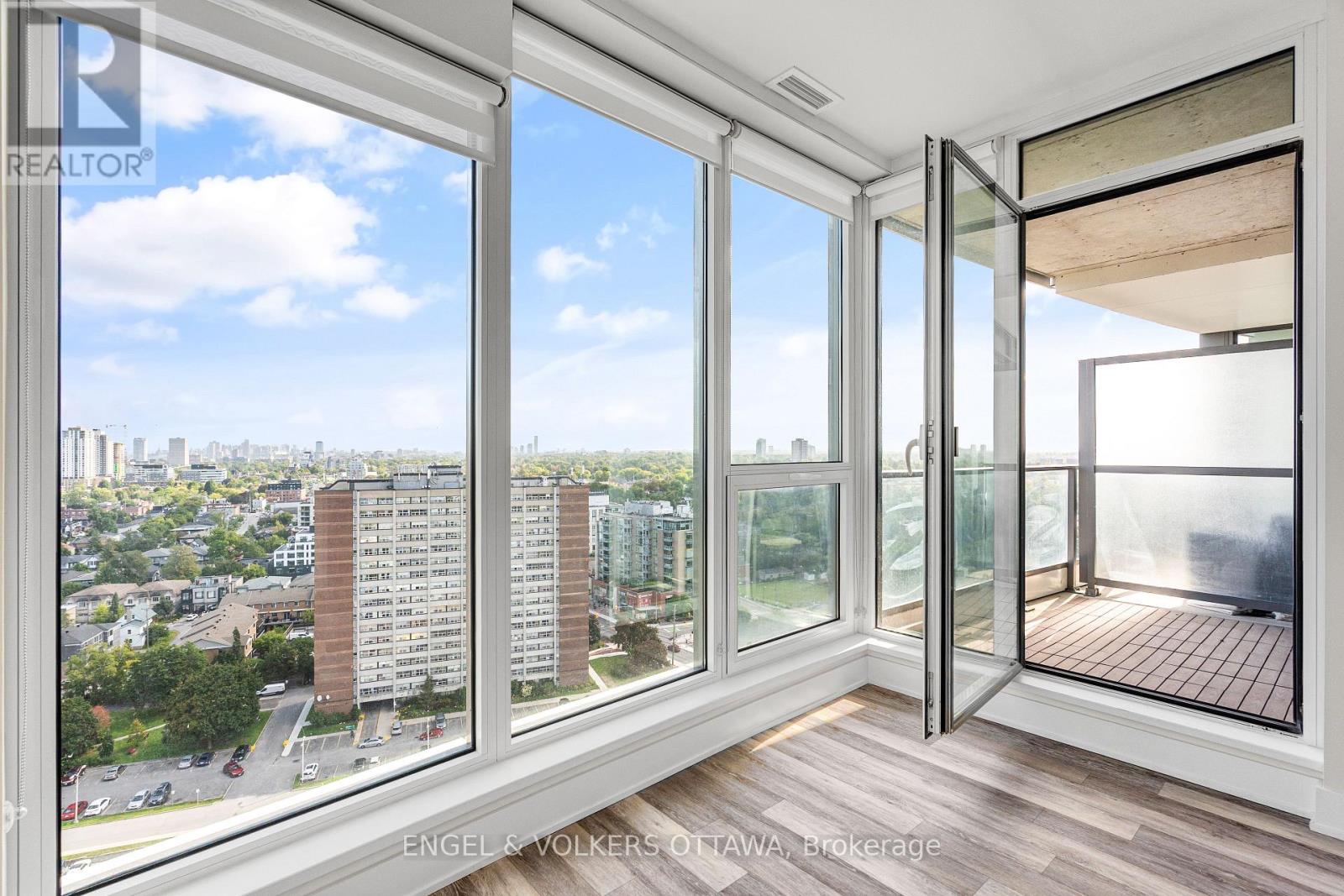 1 Bed, 1 Bath House for Sale in Ottawa – 1905 – 485 RICHMOND ROAD, Ottawa – MLS# X13795734 - Image 13