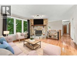 Family room - 102 Richards Crescent, Red Deer, AB T4P3B8 Photo 9