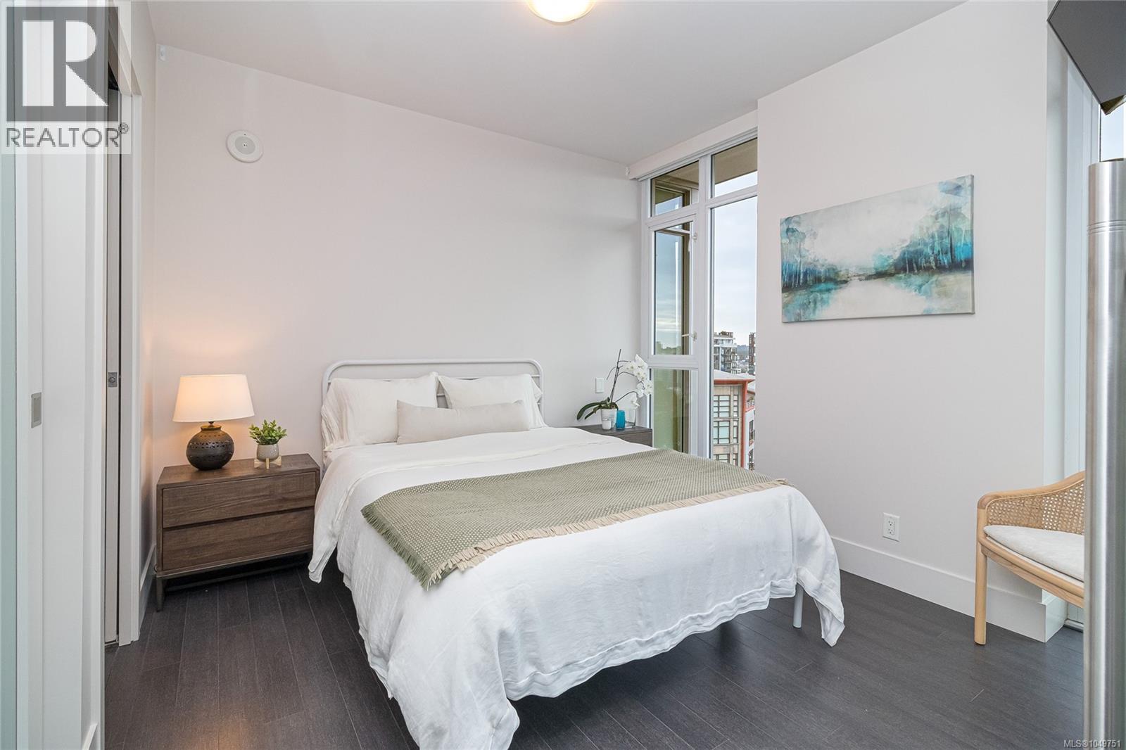 #809 83 Saghalie Rd - 5