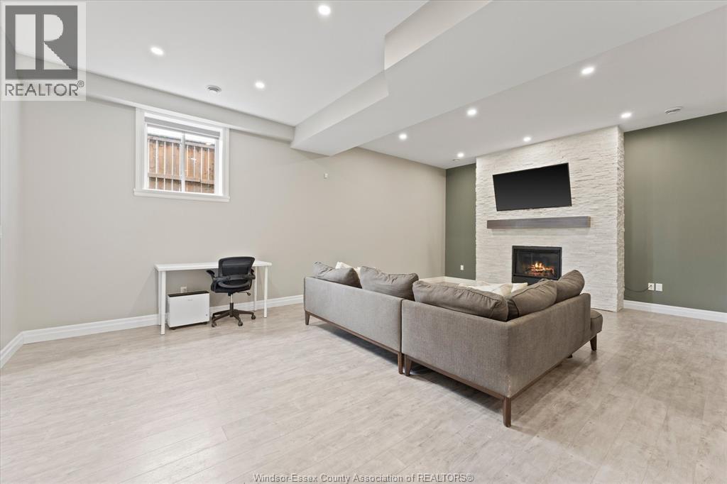 207 SUMMER STREET - 24