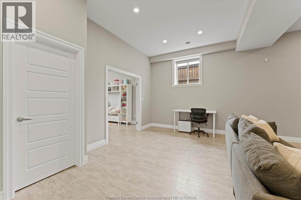 207 SUMMER STREET - 25
