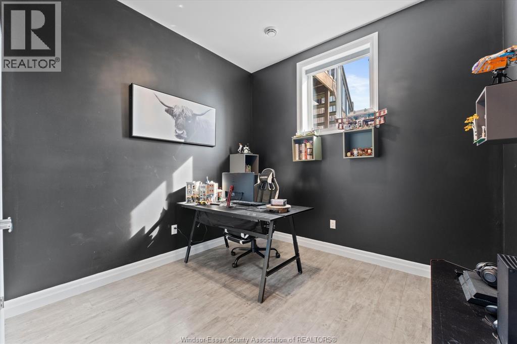 207 SUMMER STREET - 29