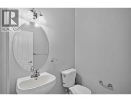 4pc Bathroom - 646 Chaparral Drive Se, Calgary, AB T2X3X1 Photo 12