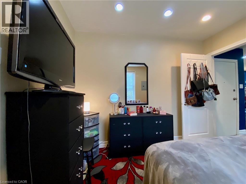 2 Bed, 1 Bath Apartment for Rent in London – 500 COLBORNE Street Unit# 2, London - Image 12