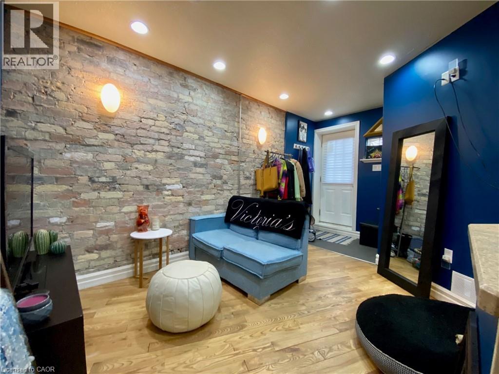 2 Bed, 1 Bath Apartment for Rent in London – 500 COLBORNE Street Unit# 2, London - Image 14