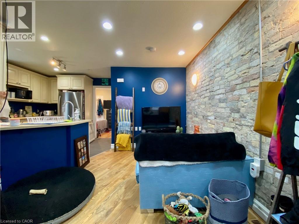 2 Bed, 1 Bath Apartment for Rent in London – 500 COLBORNE Street Unit# 2, London - Image 15