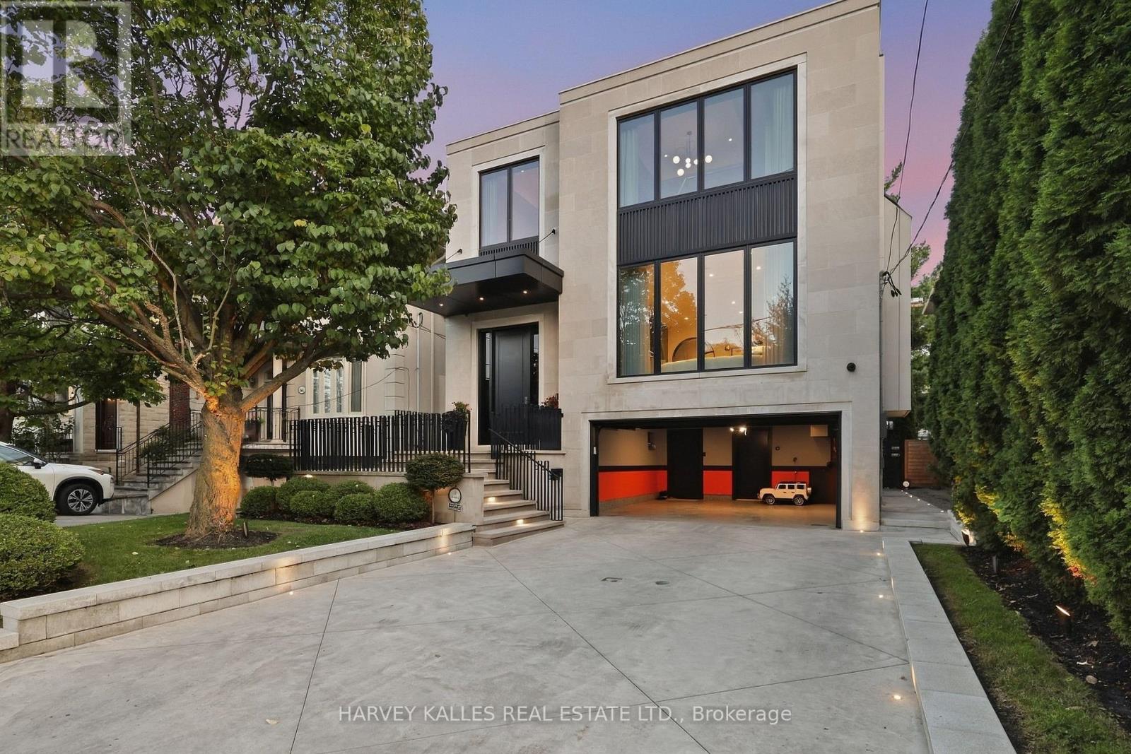 Photo of 363 BEDFORD PARK AVENUE
