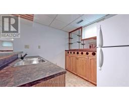 78 Mossgrove Trail, Toronto, ON M2L2W3 Photo 9